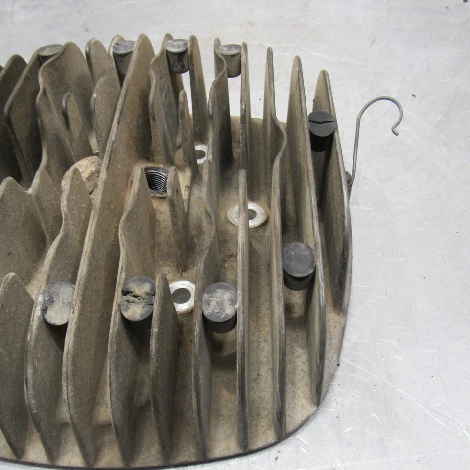 Culata Suzuki TS400 TS 400 1974 72-77 Apache TM400 11111-16500  Foto 2 de 4