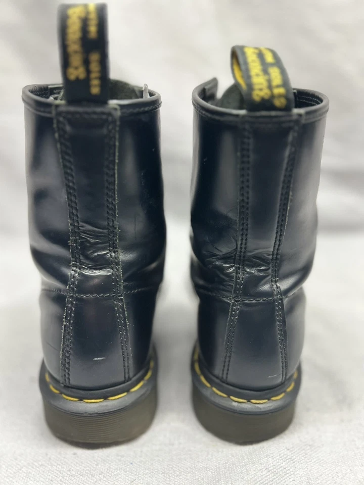 Botas Dr Martens Para Mujer 7 EE. UU. Cuero Negro Con Cordones Media Pantorrilla Punk Gótico Foto 4 de 4