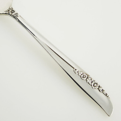 【ONEIDA 】LILAC TIME ディナーセット 8名用サーバー付き54本 ONEIDA 】LILAC TIME ディナーセット 8名用サーバー付き54本