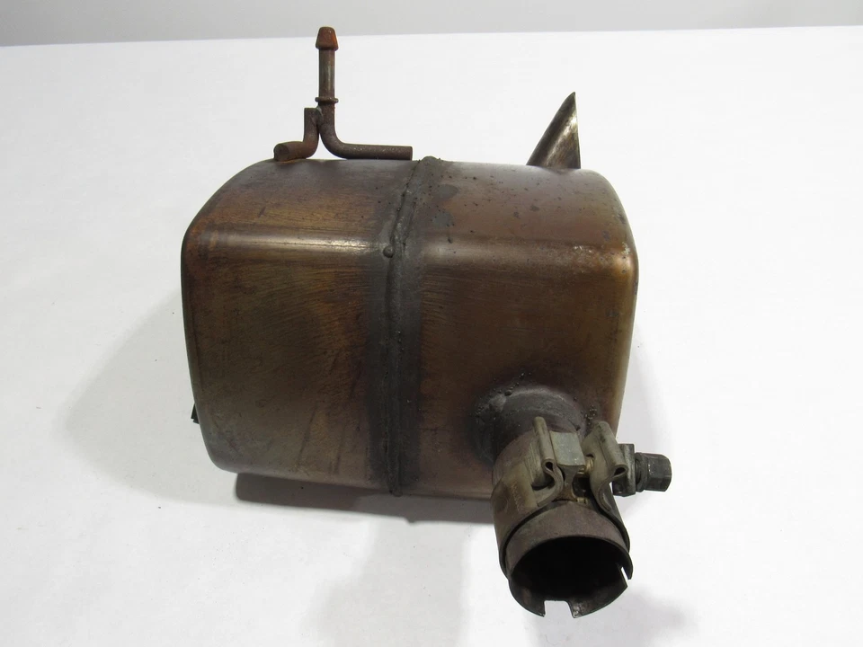 Silenciador de escape trasero derecho pasajero 11 12 Fisker Karma 2012 @2 Foto 2 de 4