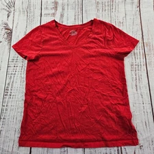Time and Tru Red Short Sleeve Cotton V-Neck T-Shirt Women's M