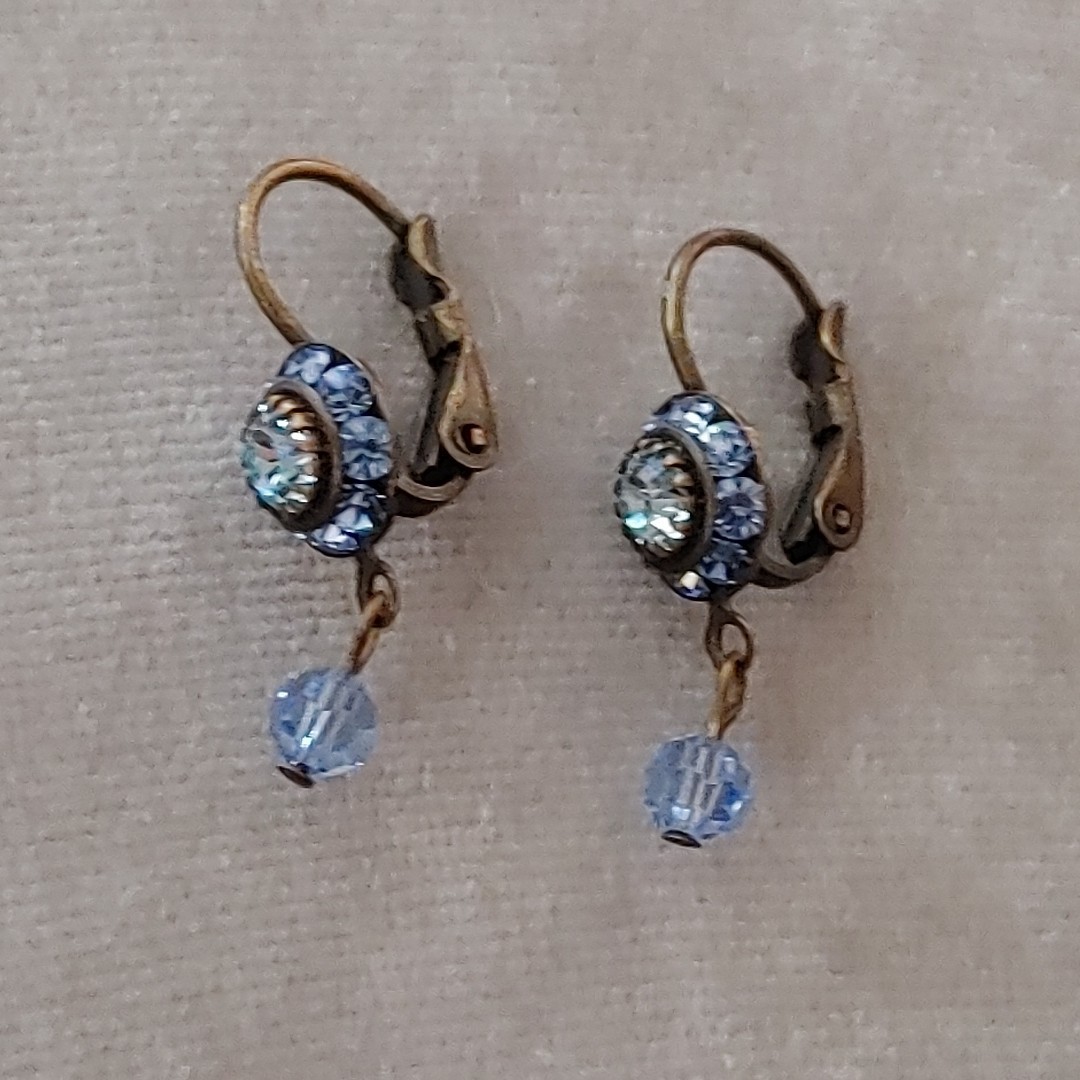 Picture 2 of 21
