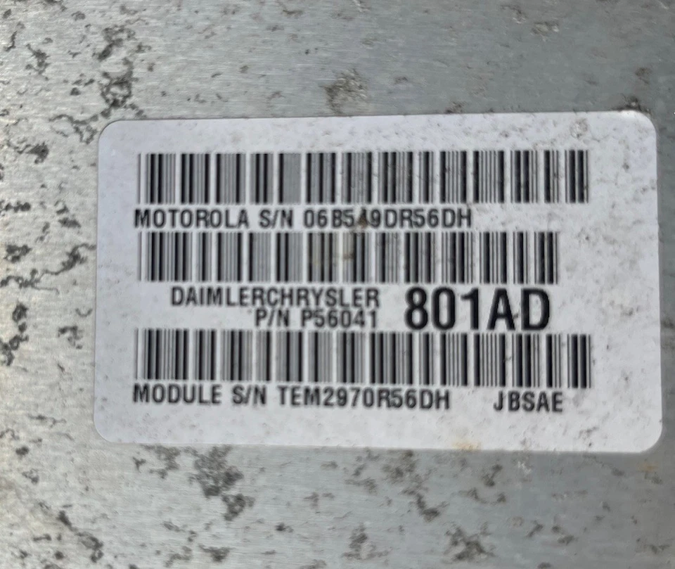 Jeep Cherokee 2000-2001 ECU ECM PCM P564101AD ¡Excelente estado! Foto 3 de 4