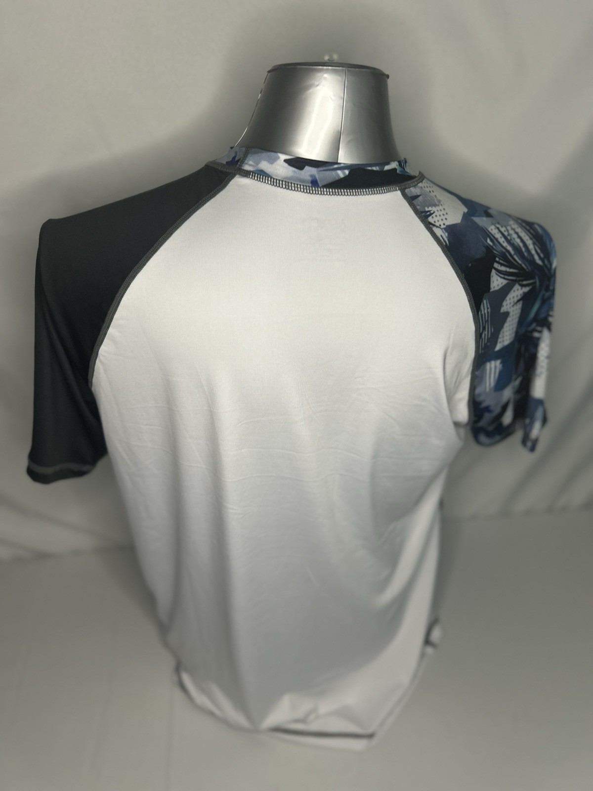 Liberty Imports Men's  Loose Fit Rash Guard Large  (A2)