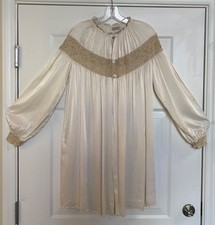 True Vintage Daphne Satin Robe M Ivory w/ Ecru Lace Bishop Sleeves Short