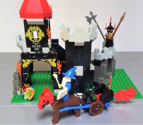 LEGO 6082 Majisto Tower 1906 + 6076 Dragon Mountain Castle Minifigures