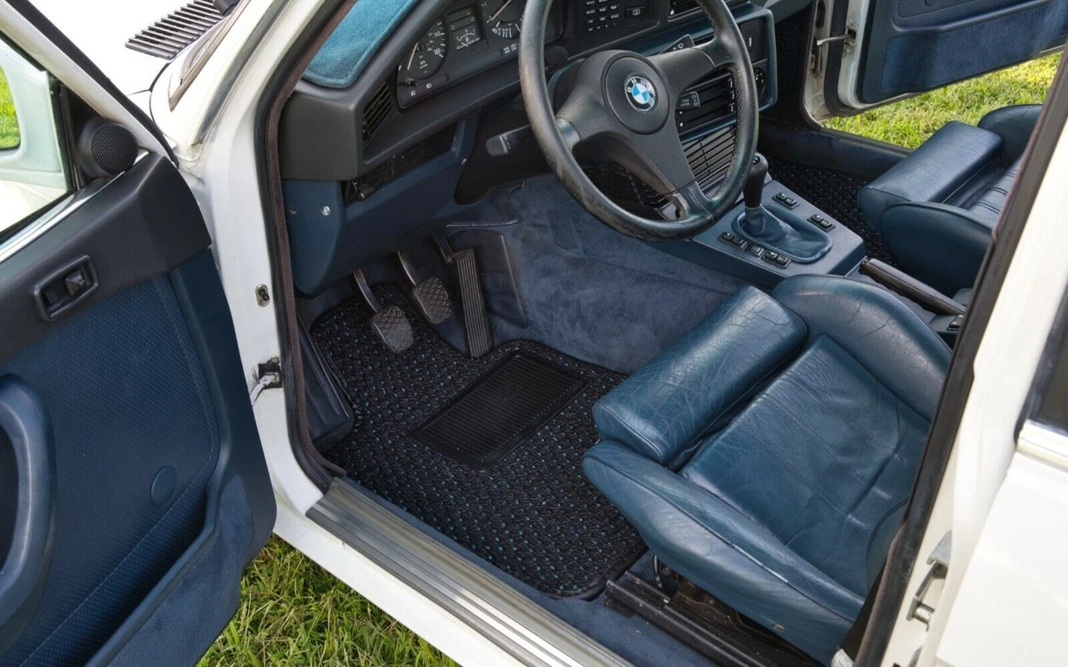 Click photo thumbnail to view