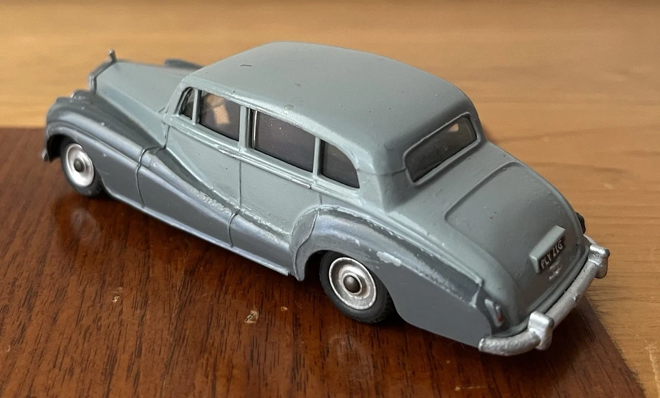 Vintage Dinky Toys By Meccano - 150 - Rolls-Royce Silver Wraith - Restored - image 4 of 4