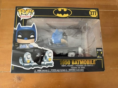 Funko Pop! Rides: DC  - 1950 Batmobile Hall of Justice and Gordon and Batman Lot