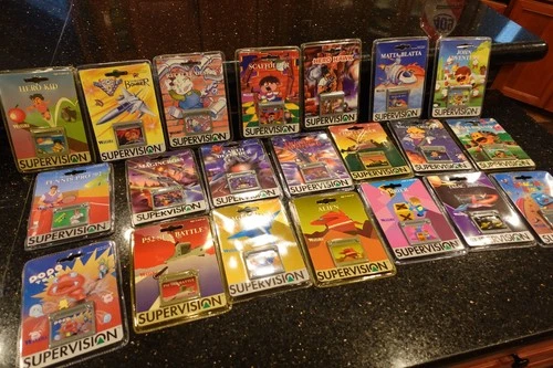 21 Video Game Boy type Watara SUPERVISION Vintage Electronic Handheld Cartridge