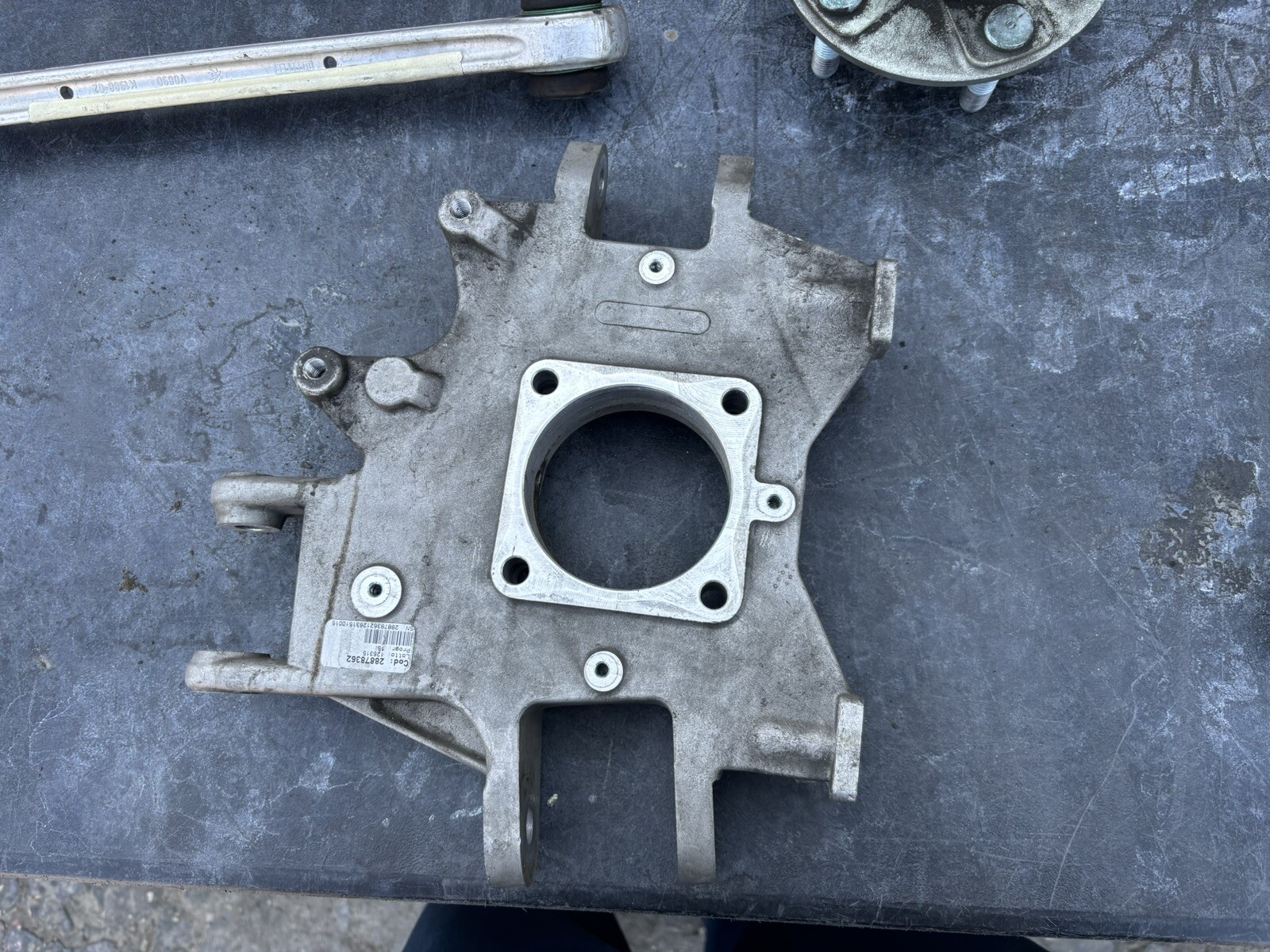 Aston Martin DB9 GT 2016 Rear Right Suspension Parts 13-16