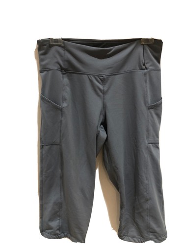 Tangerine Women's Capri Leggings Size 