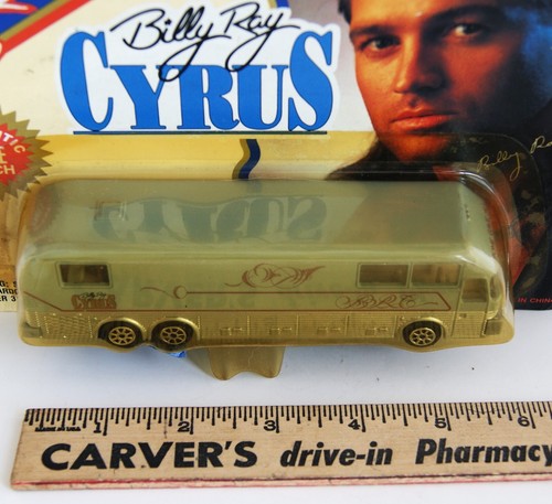 Billy Ray Cyrus Road Champs Die Cast Tour Bus Authentic Eagle Coach - Picture 4 of 4