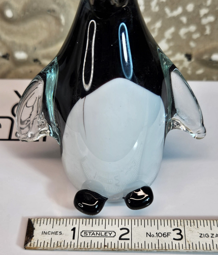 Neu im Karton Objets D'Art massive mundgeblasene farbige Glas Pinguin Figur 5 Zoll - Bild 9 von 10