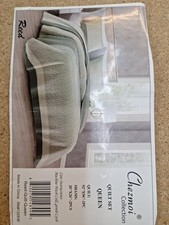Chezmoi Collection Sage Green Floral Stripe Patchwork Cotton Quilt Bedspread Set
