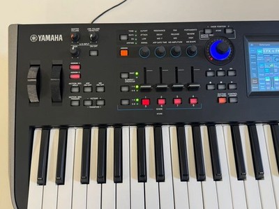 Yamaha MODX6 61-Key Synthesizer Workstation w/ AC Adapter Manual Tested Japan
