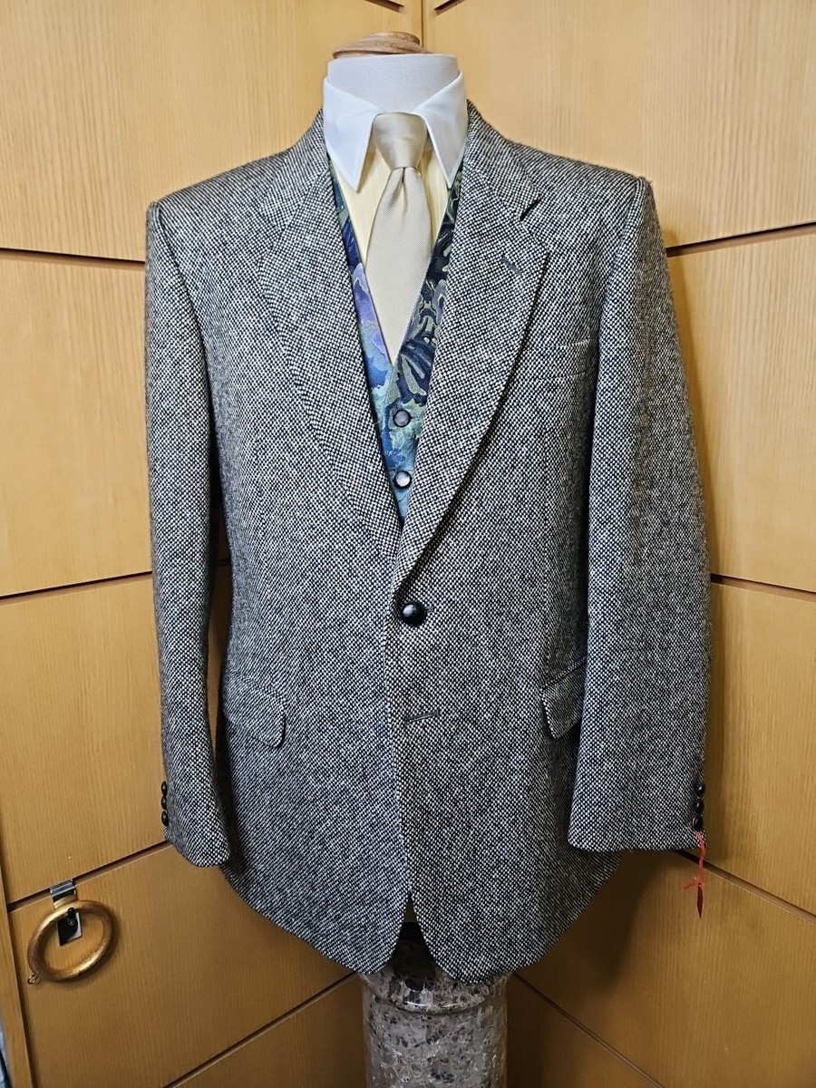 1970s Vintage Tailored Donegal Tweed Jacket Size 42... Nice 