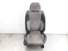 MG MG ZT-T Front Right Seat 2.00 Diesel 96kw 2003 11630767