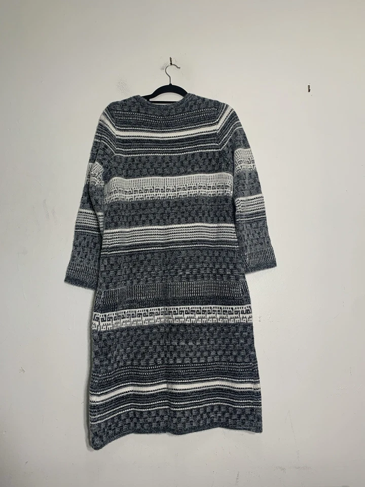 "Cárdigan suéter hasta la pantorrilla Seventh Avenue mediano difuso 42"" plumero acogedor" Foto 2 de 4