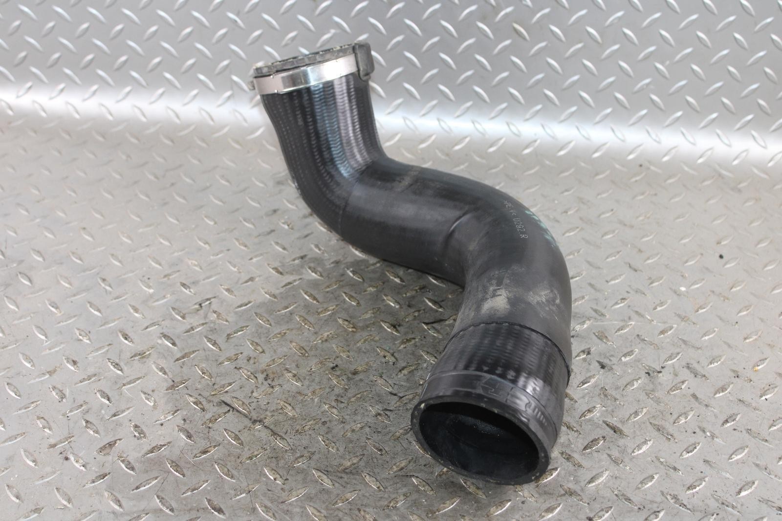 13-18 Flying Spur 6.0L Motor Engine Right RH Upper Charge Pipe Hose Unit OEM WTY