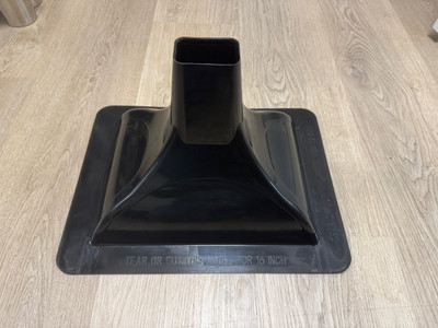 1x Trex RainEscape Down Spout for Deck Drainage System - BLACK