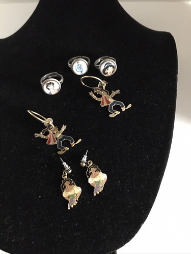 Disney Jewelry Rings Earrings Pair’s Preowned - Picture 2 of 6