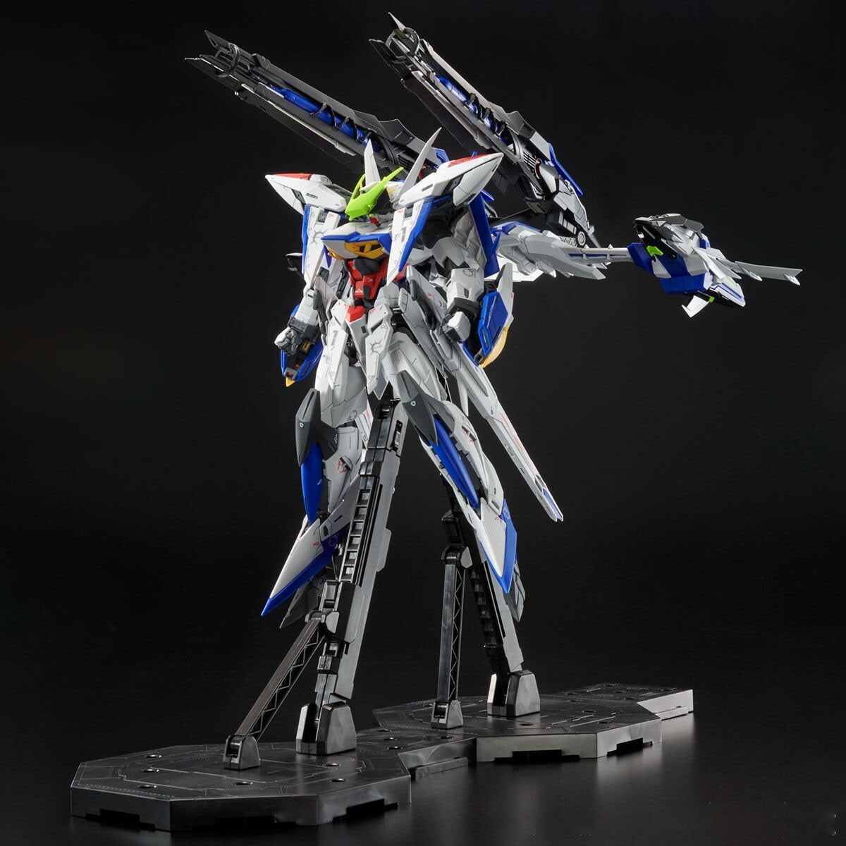 ロボット Eclipse Gundam + Raijin Striker MG 1/100 Amazon.com: BANDAI MG 1/100 RAIJIN STRIKER for ECLIPS GUNDAM