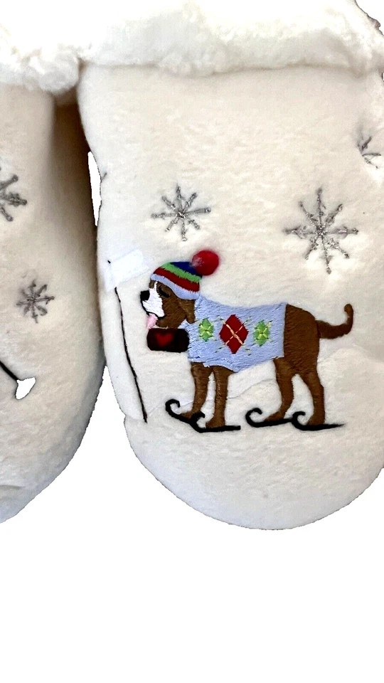 Isotoner ski Women and Dog White Embroidered slippers Size XL 9.5-10.5 Cushioned Foto 4 de 4