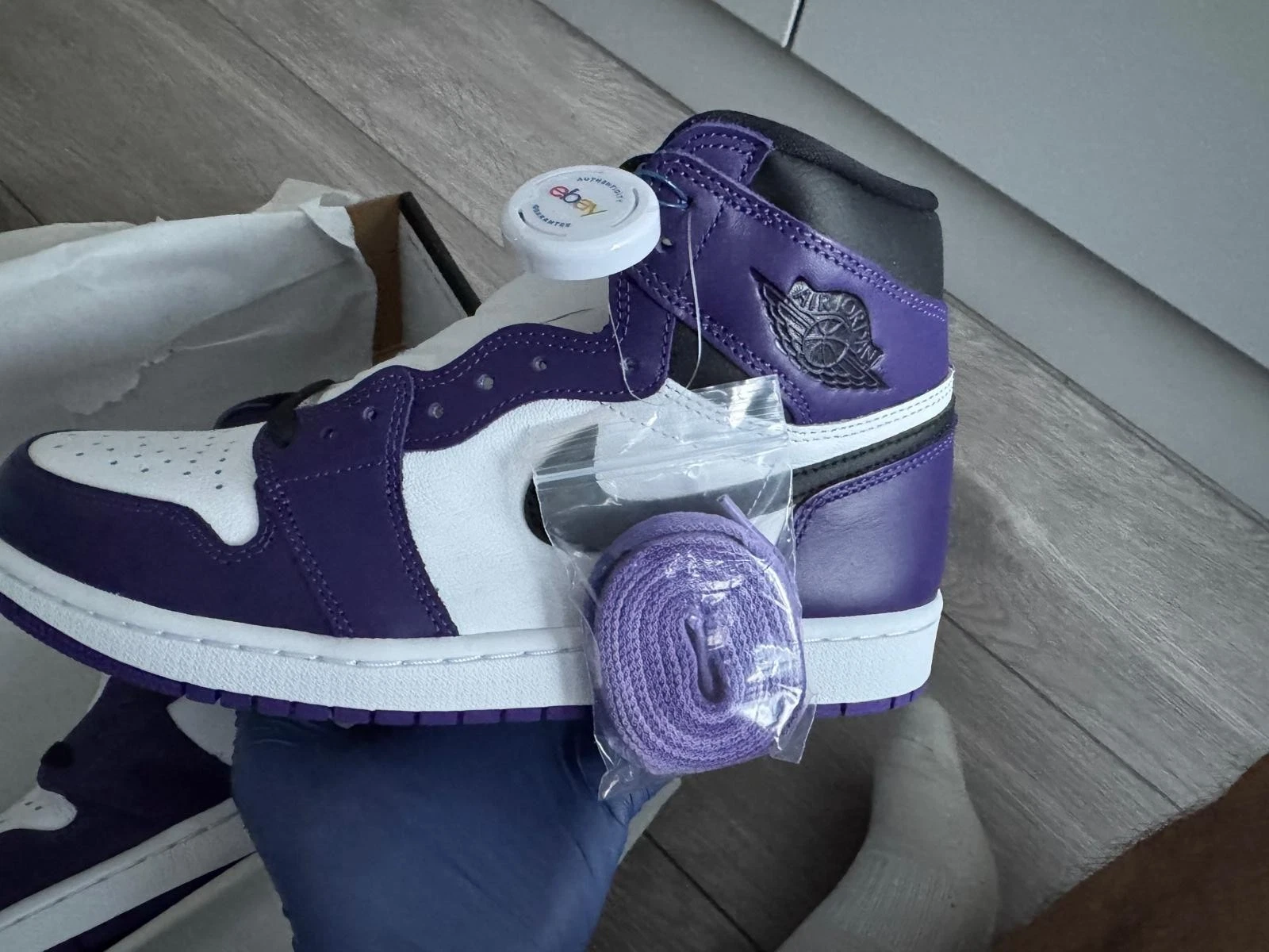 Taglia 8 5 Jordan 1 Retro OG High Court Viola 2.0