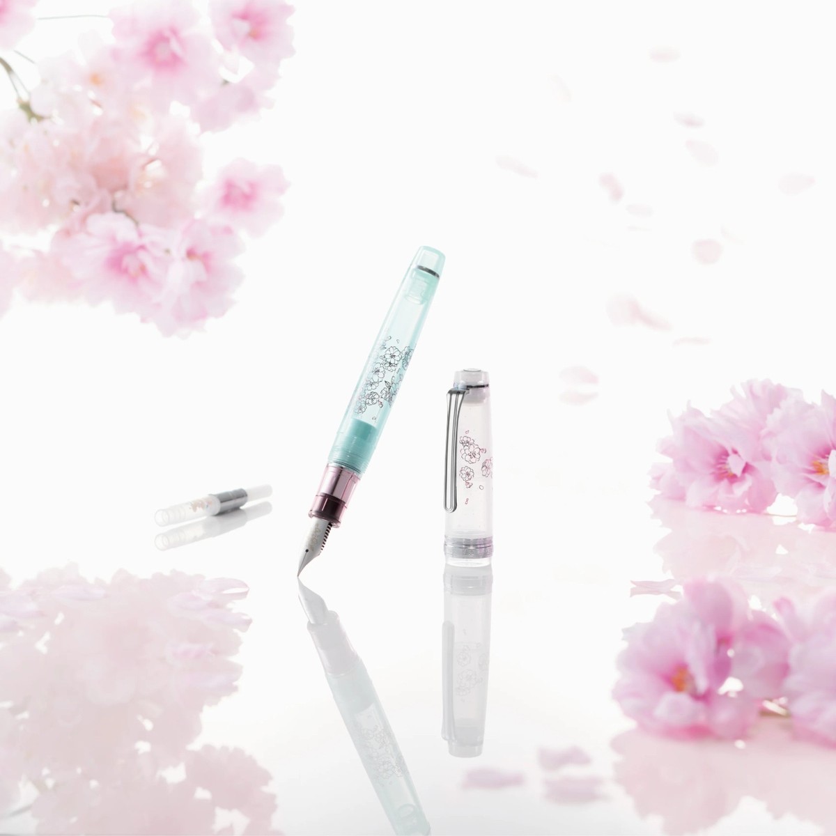 Ancora Sailor Pro Gear Yaezakura Fountain Pen MF Nib Limited