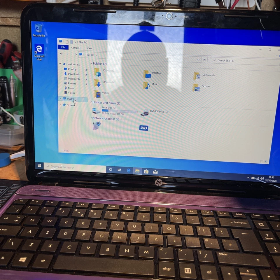 HP Pavilion G6 AMD E2-1800 APU 1.70GHz 15.6" 120GB SSD 8GB RAM Laptop Win 10 Pro - Image 2 of 4
