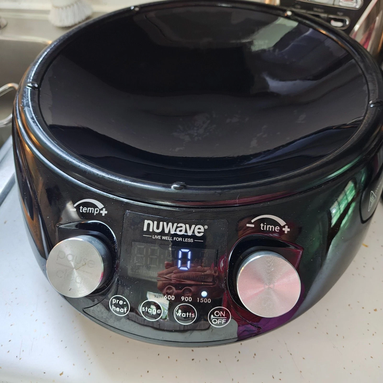 Nuwave Induction 6 one-touch Fine-tune cooking Induction 80070CT - BASE ONLY
Opens in a new window o