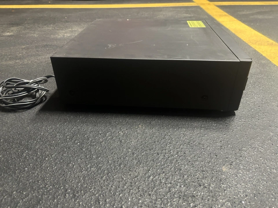 Sony CDP-C322M CD Changer 5 Disc Player Carrousel No Remote Tested Working - Image 2 of 4