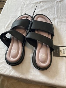 athletic works comfort flip flops