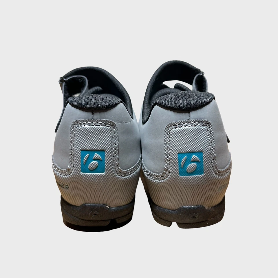 Zapatos de bicicleta de montaña Bontrager Adorn para mujer gris verde azulado talla US 7,5 UK 6,5 EU 39 Foto 4 de 4