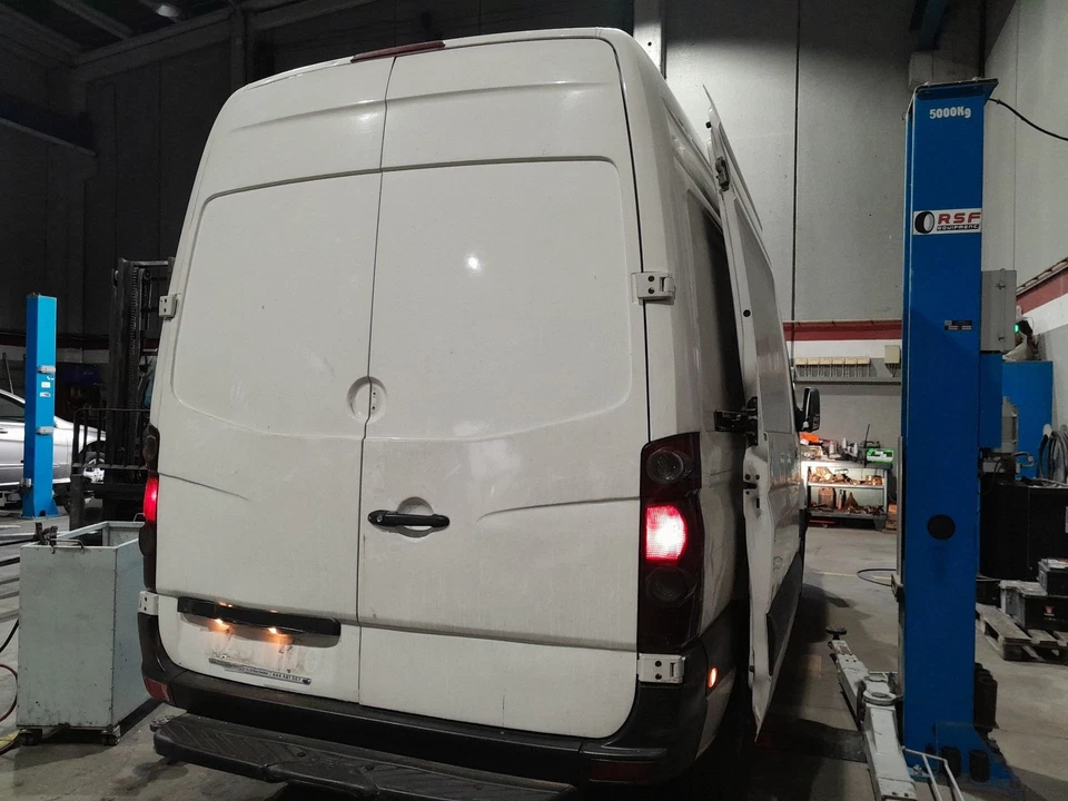 2E1807302 PARAURTI POSTERIORE / 2734779 PER VOLKSWAGEN CRAFTER 30-50 FURGONETA — 第 4/4 张图片