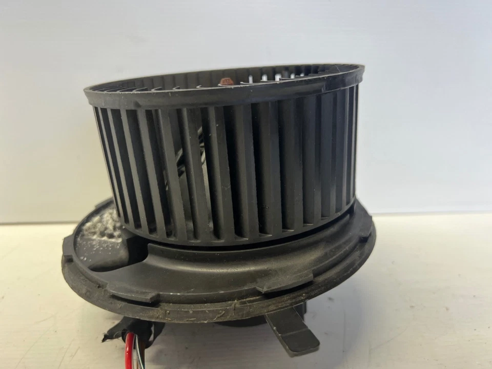 Volkswagen Passat CC 2012 calefacción/ventilador de aire acondicionado/motor soplador 1K2 820 015 G Foto 2 de 4