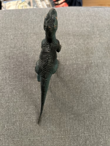 Velociraptor Figure Dinosaur 4” Plastic Toy Figure Jurassic Park - Picture 5 of 6