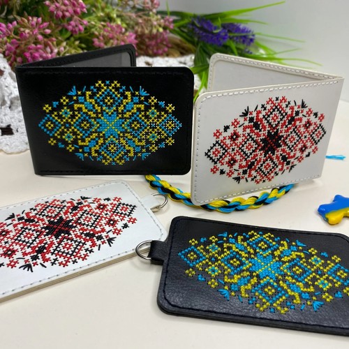 DIY Cross-stitch embroidery kit on faux leather Card cover unique gift - Picture 6 of 10