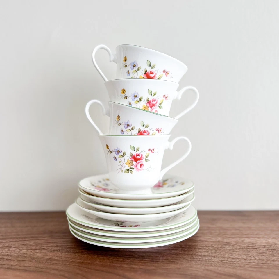 Juego de 12 piezas de té Royal Vale - Vintage Inglés Bone China rosa floral - Rosas años 50 Foto 2 de 4