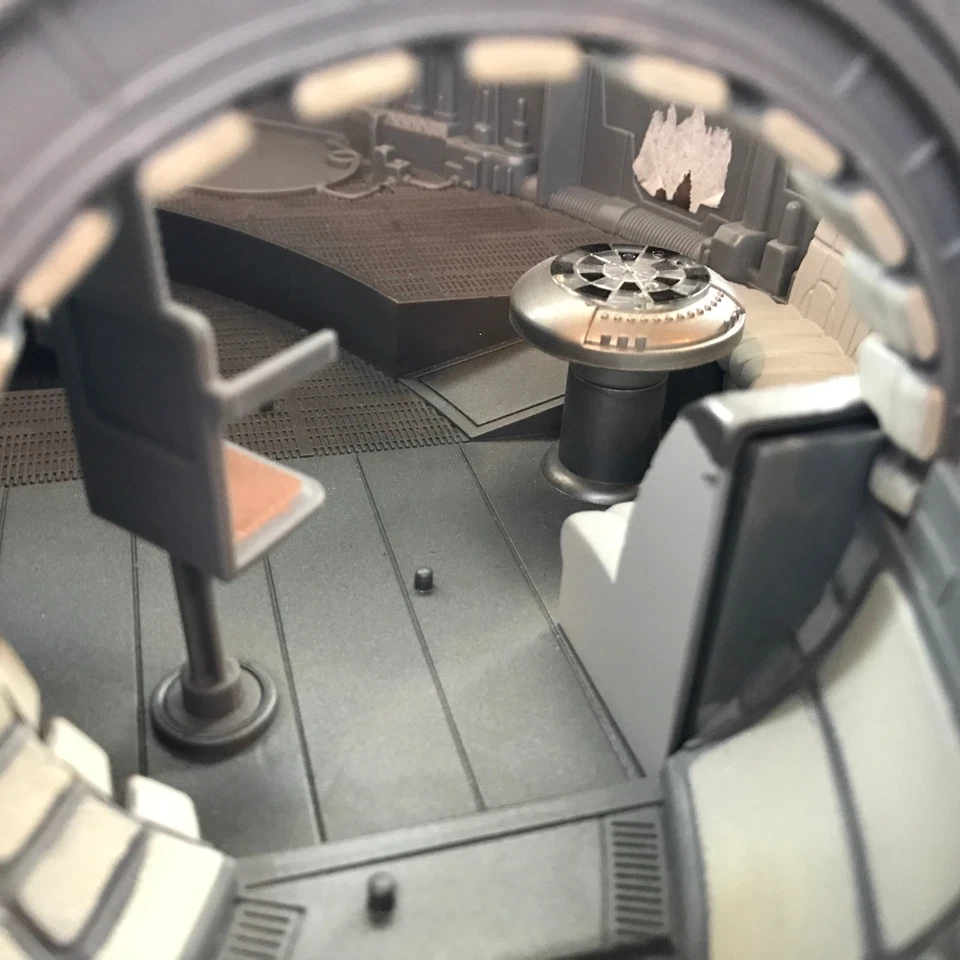 Jogo interior Star Wars Legacy Millennium Falcon para diorama personalizado BMF Bay - Imagem 3 de 4