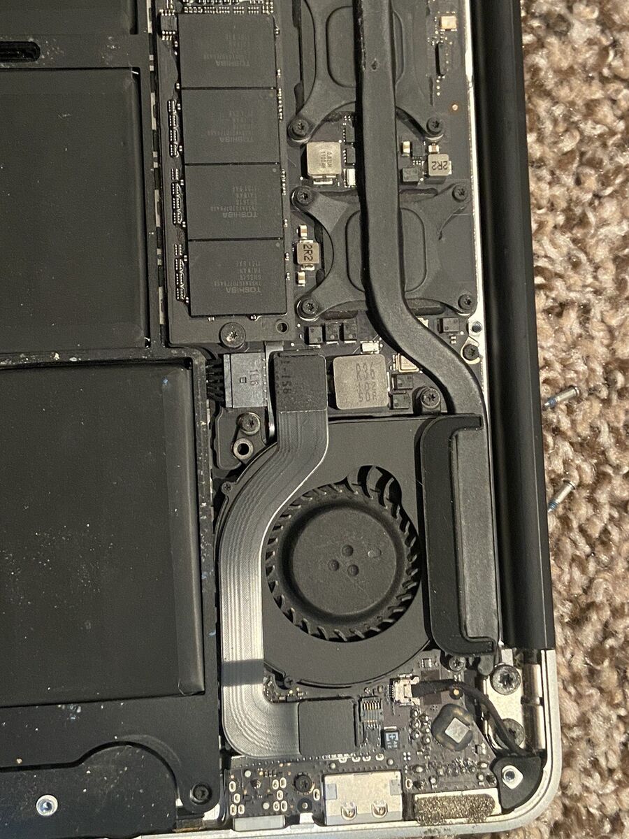 Apple MacBook Air 11 Late 2010 1.4 Core 2, 2GB, 64Gb SSD Apple MacBook Air 11 Late 2010 1.4 Core 2, 2GB, 64Gb SSD