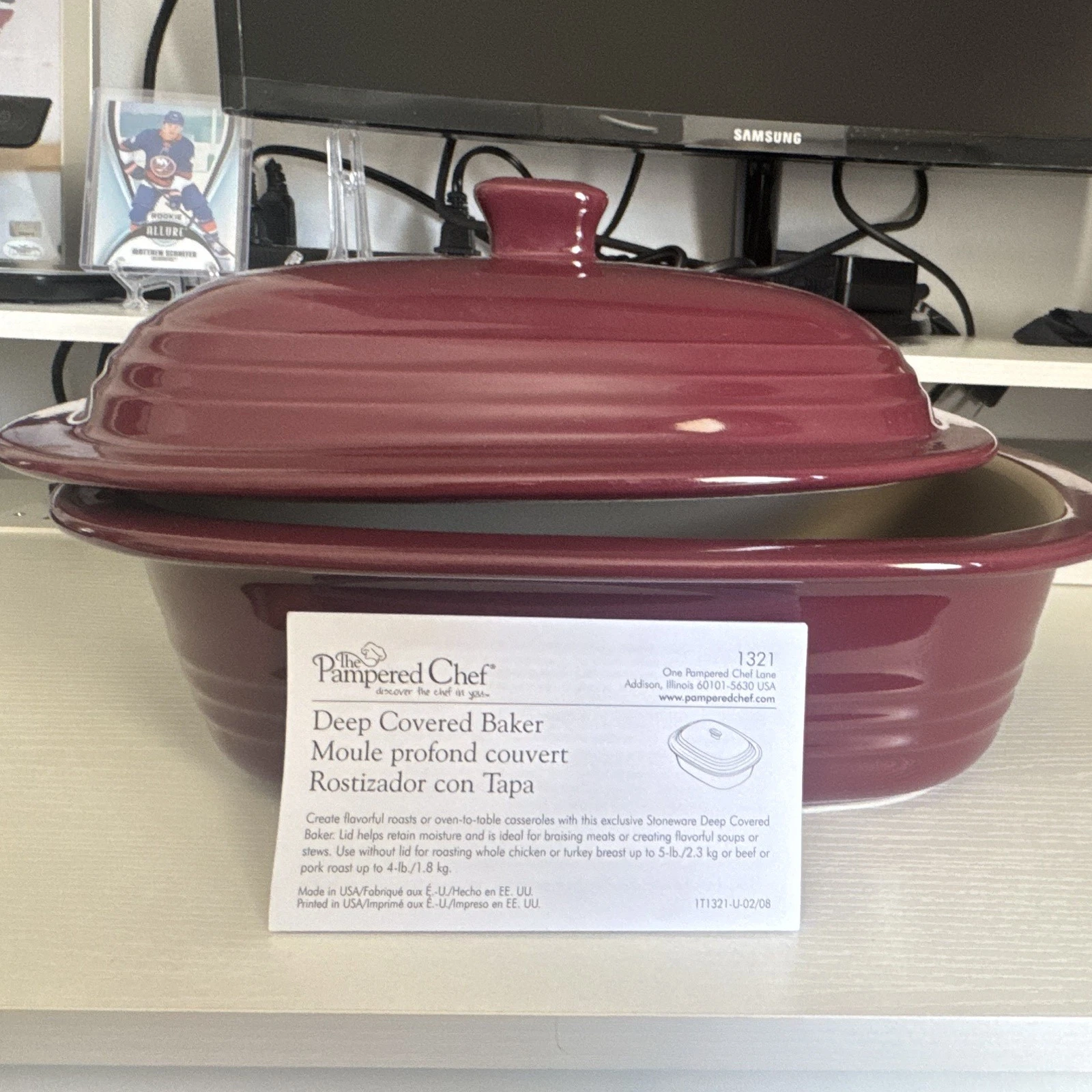 Pampered Chef New Traditions Deep Covered Baker 2.3 qt Red Stoneware Lid 1321