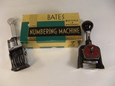 VINTAGE BATES NUMBERING MACHINE MULTIPLE MOVEMENT w/Box and A P NUMBER STAMPERS