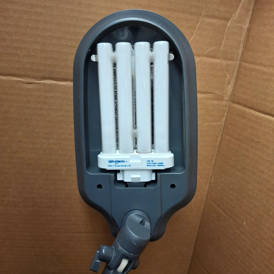 Hampton Bay Desk Lamp Model 1127 Lights of America Sun Light/ With Bulb - Image 3 of 4