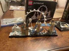 LEGO Architecture bundle London 21034 flatiron 21023 brandenburg gate 21011