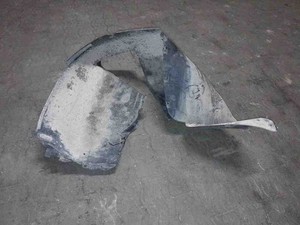 VW TRANSPORTER V T5 Furgon Innenkotflügel vorne rechts 2.50 Diesel 31805915