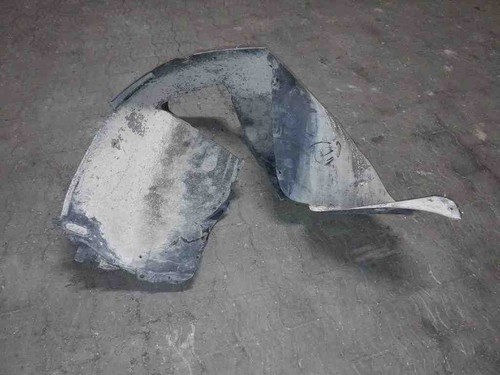 VW TRANSPORTER V T5 Furgon Innenkotflügel vorne rechts 2.50 Diesel 31805915