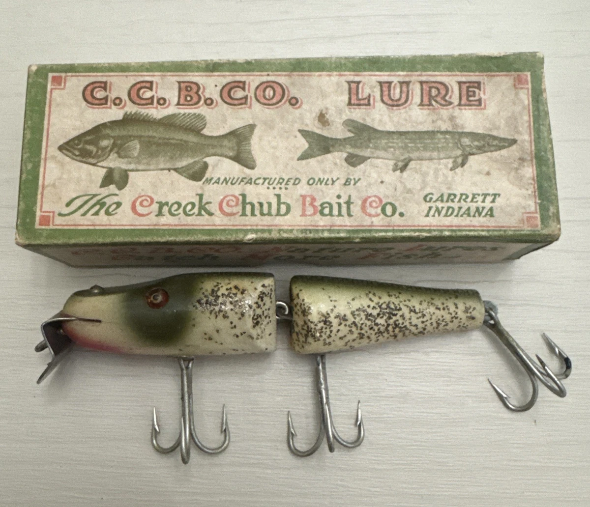 Vintage Creek Chub 718 SW Saltwater Pikie Wood Lure - Glass Eyes