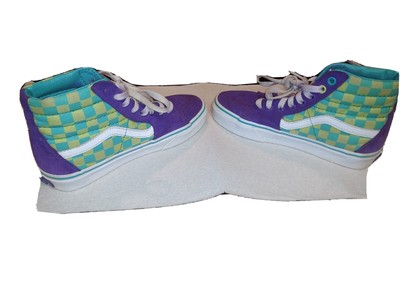 vans big kid size 4